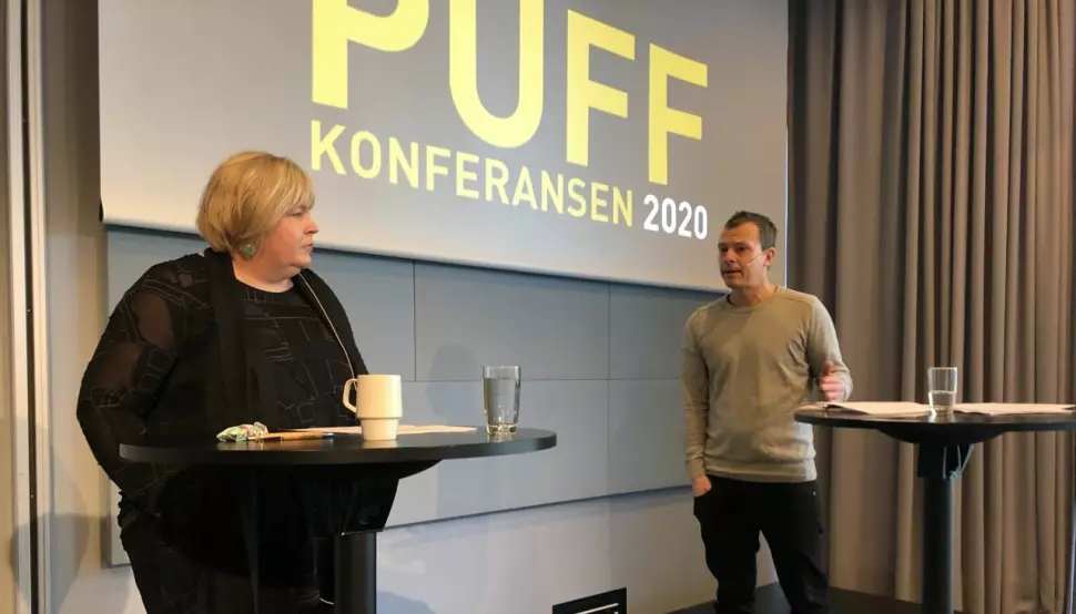 Elin Floberghagen og Håvard Melnæs møttes til diskusjon på årets PUFF-konferanse om kildevernkonflikten, men ble ikke enige.