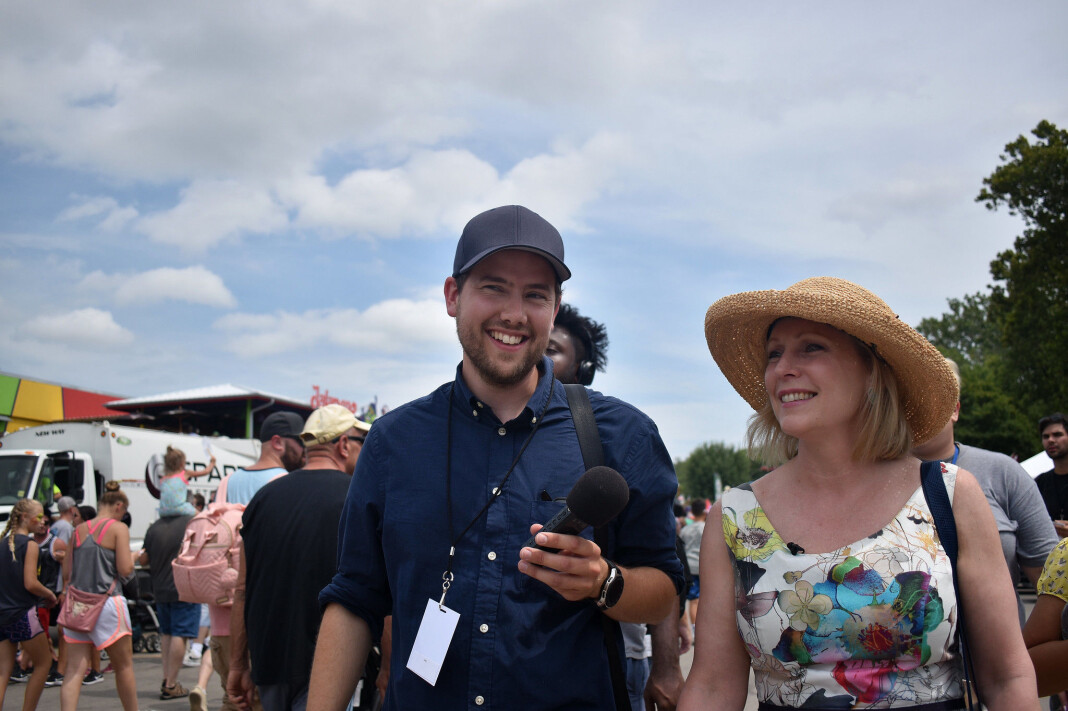 Are Tågvold Flaten driver nettsted og flere podkaster om amerikansk politikk. Her fra Iowa State Fair med daværende demokratisk presidentkandidat Kirsten Gillibrand. Are Tågvold Flaten driver nettsted og flere podkaster om amerikansk politikk. Her fra Iowa State Fair med daværende demokratisk presidentkandidat Kirsten Gillibrand.