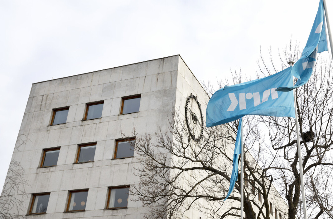 I en undersøkelse utført av InFact på oppdrag fra Journalisten kommer det frem at de yngste og de eldste er mest uenig når det gjelder statsstøtten av NRK. I en undersøkelse utført av InFact på oppdrag fra Journalisten kommer det frem at de yngste og de eldste er mest uenig når det gjelder statsstøtten av NRK.