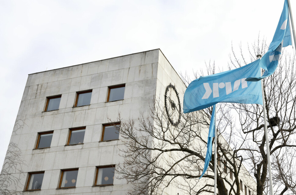 NRK la ned lisenskontrollen i 2018, og sa opp kontraktene med kontrollørene.