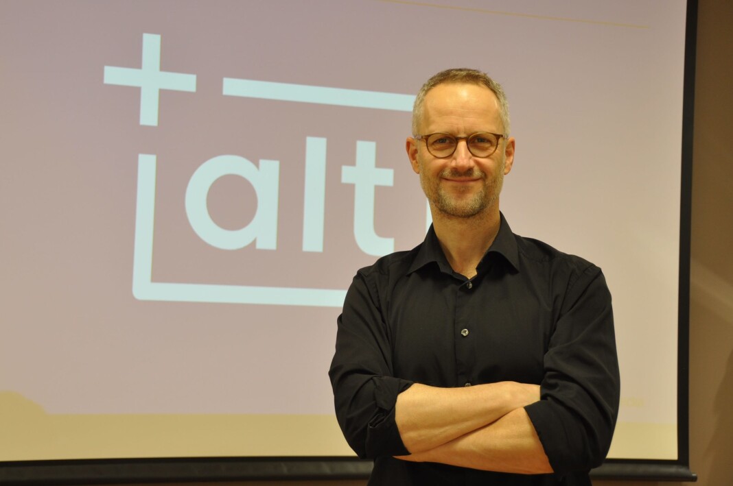 – Vi ser at hovedtyngden av nye abonnenter velger +Alt fremfor et tradisjonelt avisabonnement, sier +Alt-sjef Ole Werring. – Vi ser at hovedtyngden av nye abonnenter velger +Alt fremfor et tradisjonelt avisabonnement, sier +Alt-sjef Ole Werring.
