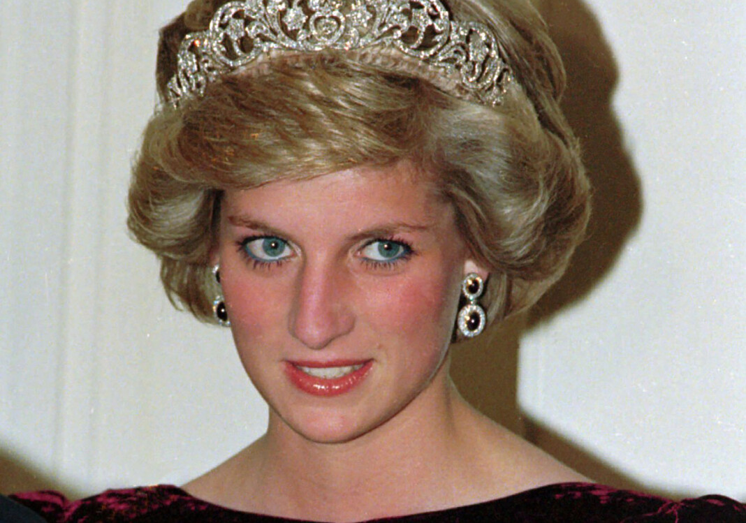 Prinsesse Diana omtalte det skrantende ekteskapet for første gang i et intervju med BBC i 1995. Metodene brukt for å skaffe intervjuet blir nå undersøkt. Prinsesse Diana omtalte det skrantende ekteskapet for første gang i et intervju med BBC i 1995. Metodene brukt for å skaffe intervjuet blir nå undersøkt.