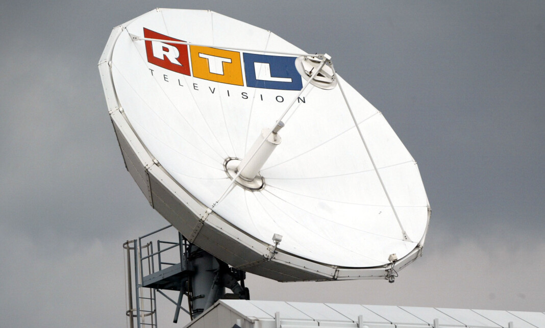 EN Twitter-bruker oppdaget at fem av seks sifre i passordet var synlig, og tipset kringkasteren RTL. EN Twitter-bruker oppdaget at fem av seks sifre i passordet var synlig, og tipset kringkasteren RTL.