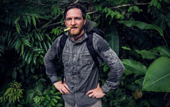 Morten Risberg i Amazonas under en humanitær forskningsekspedisjon i 2017. Møtet med urfolket ticunaene inspirerte ham til å skrive sin første reportasje. Morten Risberg i Amazonas under en humanitær forskningsekspedisjon i 2017. Møtet med urfolket ticunaene inspirerte ham til å skrive sin første reportasje.
