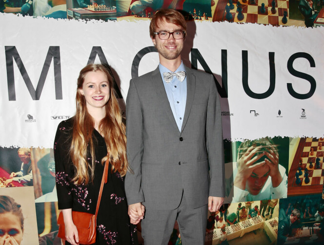 Helga Fjærvoll og regissør Benjamin Ree da filmen «Magnus» hadde premiere i 2016. Nå er regissøren tildelt Nordisk Film Prisen for sin siste dokumentarfilm, «Kunstneren og tyven».