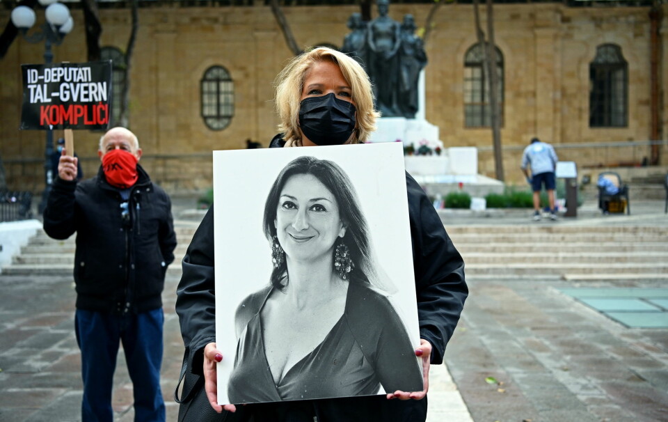 Daphne Caruana Galizia ble drept av en bilbombe på Malta i 2017.