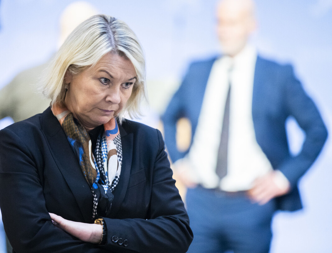 Justis- og beredskapsminister Monica Mæland (H) sier justisdepartementet har prioritert krisehåndtering framfor å gi mediene innsyn. Justis- og beredskapsminister Monica Mæland (H) sier justisdepartementet har prioritert krisehåndtering framfor å gi mediene innsyn.
