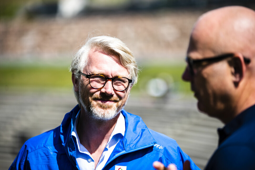 Olav T Sandnes (t.v.), konsernsjef og sjefredaktør for TV 2, og Thor Gjermund Eriksen, kringkastingssjef i NRK.