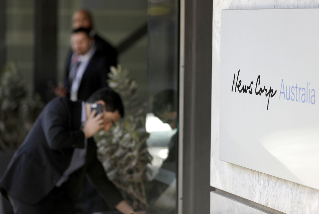 Facebook og News Corp er enige om en treårsavtale der nettgiganten betaler for å publisere innholdet i Australia. Facebook og News Corp er enige om en treårsavtale der nettgiganten betaler for å publisere innholdet i Australia.