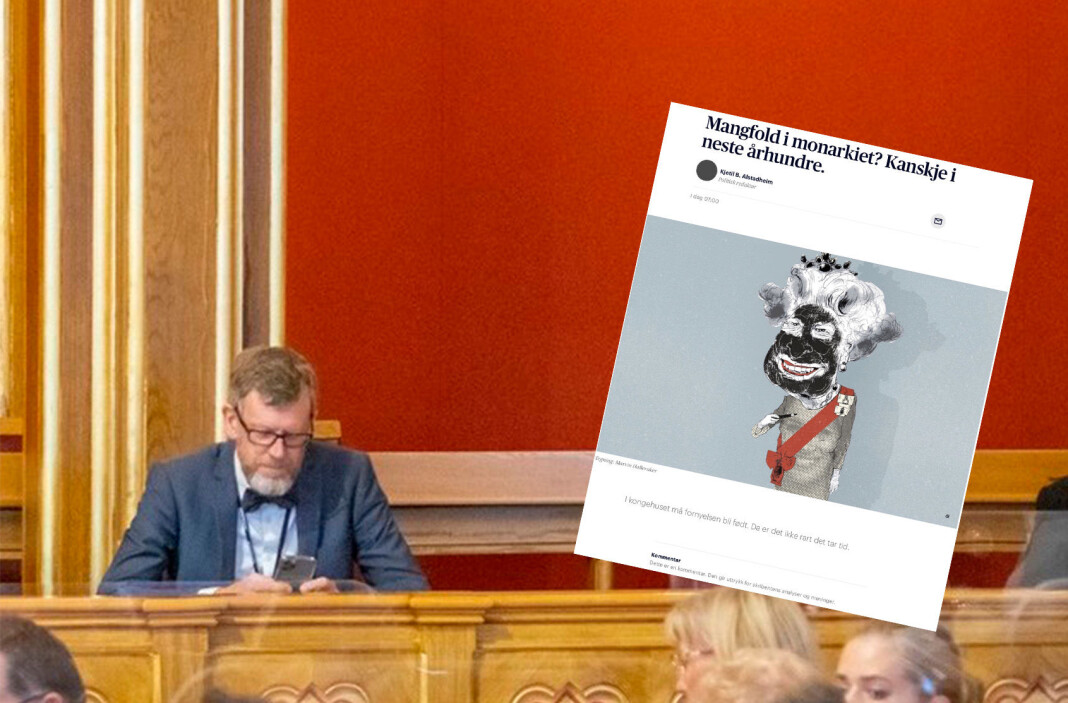 Politisk redaktør Kjetil B. Alstadheim i Aftenposten. Til høyre Marvin Hallerakers tegning av den britisk dronningen. Politisk redaktør Kjetil B. Alstadheim i Aftenposten. Til høyre Marvin Hallerakers tegning av den britisk dronningen.