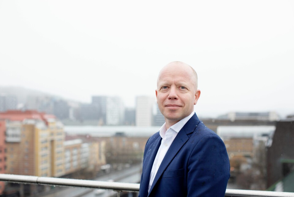 – Ambisjonene er å være størst og best på næringslivsnyheter i Norge, og verdensledende innen de tre segmentene shipping, sjømat og energi, sier NHST-konsernsjef Trond Sundnes.