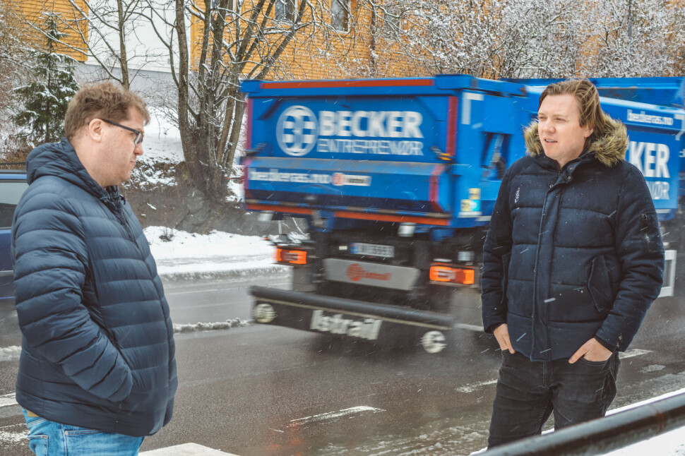 Budstikka-journalist Jørgen Dahl Kristensen (t.v.) og presseforbundet-rådgiver Sindre Granly Meldalen ser på nyåpnet tilgang til viktig trafikkstatistikk som minst en halv seier. Budstikka-journalist Jørgen Dahl Kristensen (t.v.) og presseforbundet-rådgiver Sindre Granly Meldalen ser på nyåpnet tilgang til viktig trafikkstatistikk som minst en halv seier.