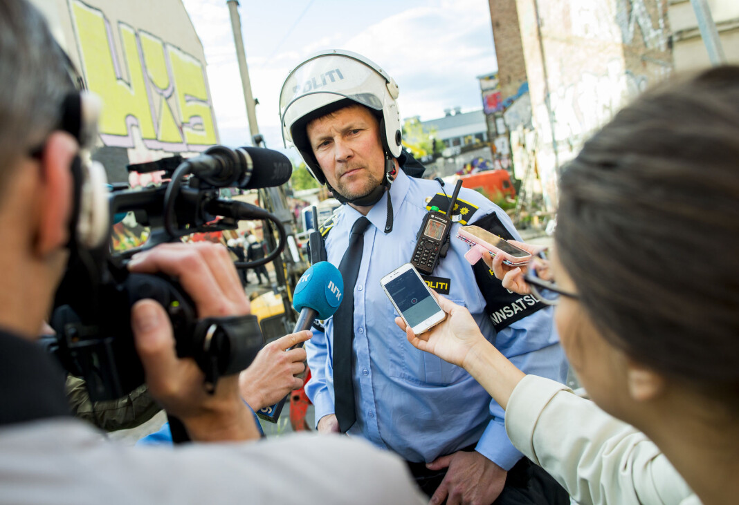 Arbeidet med å utvikle en kanal mellom politi og presse er i gang. Bildet viser Arve Røtterud, innsatsleder i Oslo politidistrikt i 2016, og er urelatert til saken. Arbeidet med å utvikle en kanal mellom politi og presse er i gang. Bildet viser Arve Røtterud, innsatsleder i Oslo politidistrikt i 2016, og er urelatert til saken.
