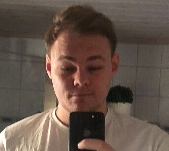 Marius Bråthen er tilbake i jobb igjen etter ulykken for en måned siden. Marius Bråthen er tilbake i jobb igjen etter ulykken for en måned siden.