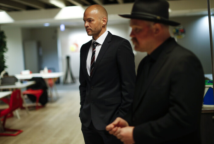 Anders Hammer følger med på prisutdelingen fra et produksjonslokale i Oslo sammen med Martin Horntveth. Anders Hammer følger med på prisutdelingen fra et produksjonslokale i Oslo sammen med Martin Horntveth.