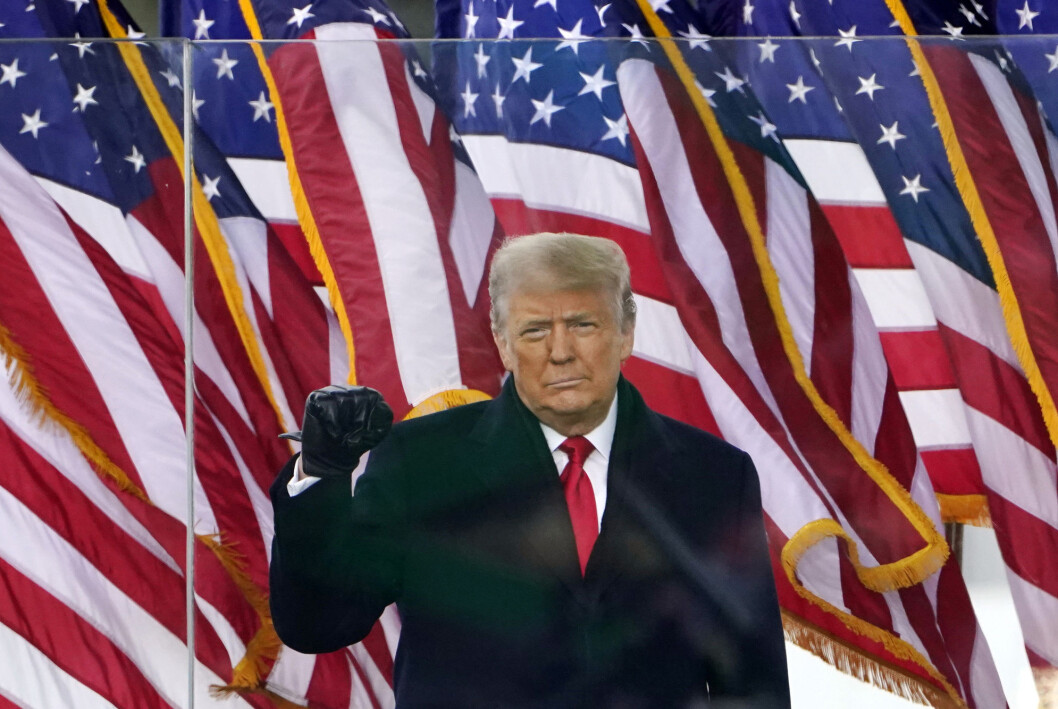 Tidligere president Donald Trump ble kastet ut av Facebook og Instagram etter stormingen av Capitol. Denne uken får han vite om han slippes inn på sine gamle kontoer. Tidligere president Donald Trump ble kastet ut av Facebook og Instagram etter stormingen av Capitol. Denne uken får han vite om han slippes inn på sine gamle kontoer.
