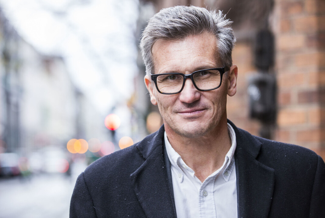 Direktør i Datatilsynet, Bjørn Erik Thon, har varslet det amerikanske selskapet Disqus om bot på 25 millioner kroner etter at opplysninger om norske nettbrukere ble delt med andre i 2018. Direktør i Datatilsynet, Bjørn Erik Thon, har varslet det amerikanske selskapet Disqus om bot på 25 millioner kroner etter at opplysninger om norske nettbrukere ble delt med andre i 2018.