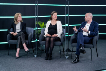 Helje Solberg (NRK) i debatt med Marianne Neraal (Facebook Norge) og Pål Nedregotten (Amedia/MBL). Helje Solberg (NRK) i debatt med Marianne Neraal (Facebook Norge) og Pål Nedregotten (Amedia/MBL).