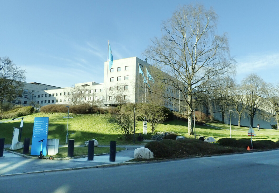 NRK-medarbeideren skal ifølge tiltalen ha blitt utsatt for grov vold utenfor NRK-bygget på Marienlyst i januar i fjor. NRK-medarbeideren skal ifølge tiltalen ha blitt utsatt for grov vold utenfor NRK-bygget på Marienlyst i januar i fjor.