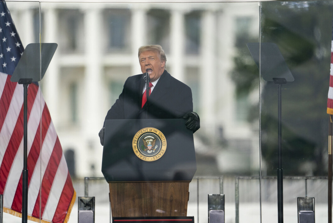 Daværende president Donald Trump taler til sine støttespillere i forkant av stormingen av Kongressen 6. januar. Daværende president Donald Trump taler til sine støttespillere i forkant av stormingen av Kongressen 6. januar.