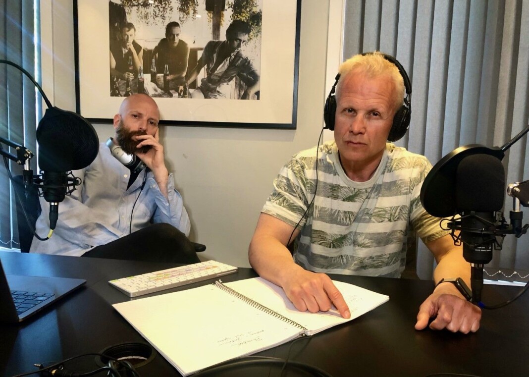 Stein Morten Lier (t.h.) og Helge Moldver står bak podkasten Avhørt. Stein Morten Lier (t.h.) og Helge Moldver står bak podkasten Avhørt.