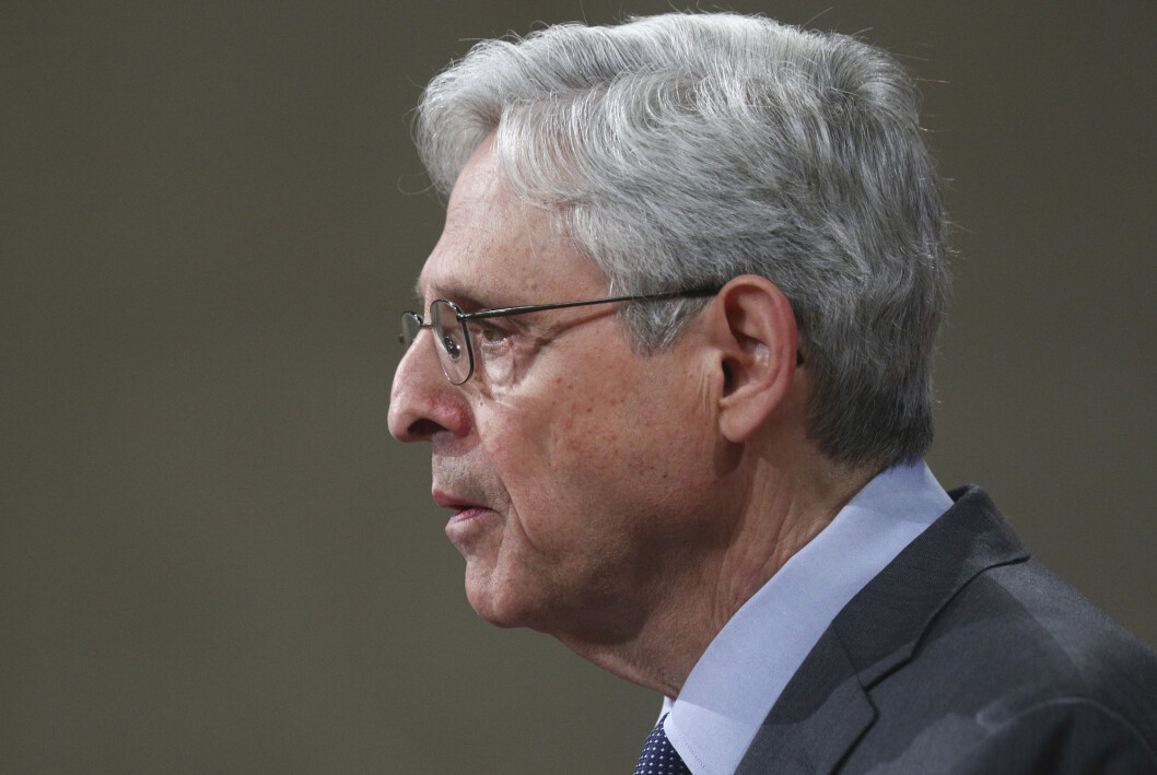 USAs justisminister Merrick Garland vil skjerpe reglene. USAs justisminister Merrick Garland vil skjerpe reglene.