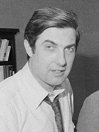 Neil Sheehan, NYT-journalisten som først fikk tilgang til papirene. Neil Sheehan, NYT-journalisten som først fikk tilgang til papirene.