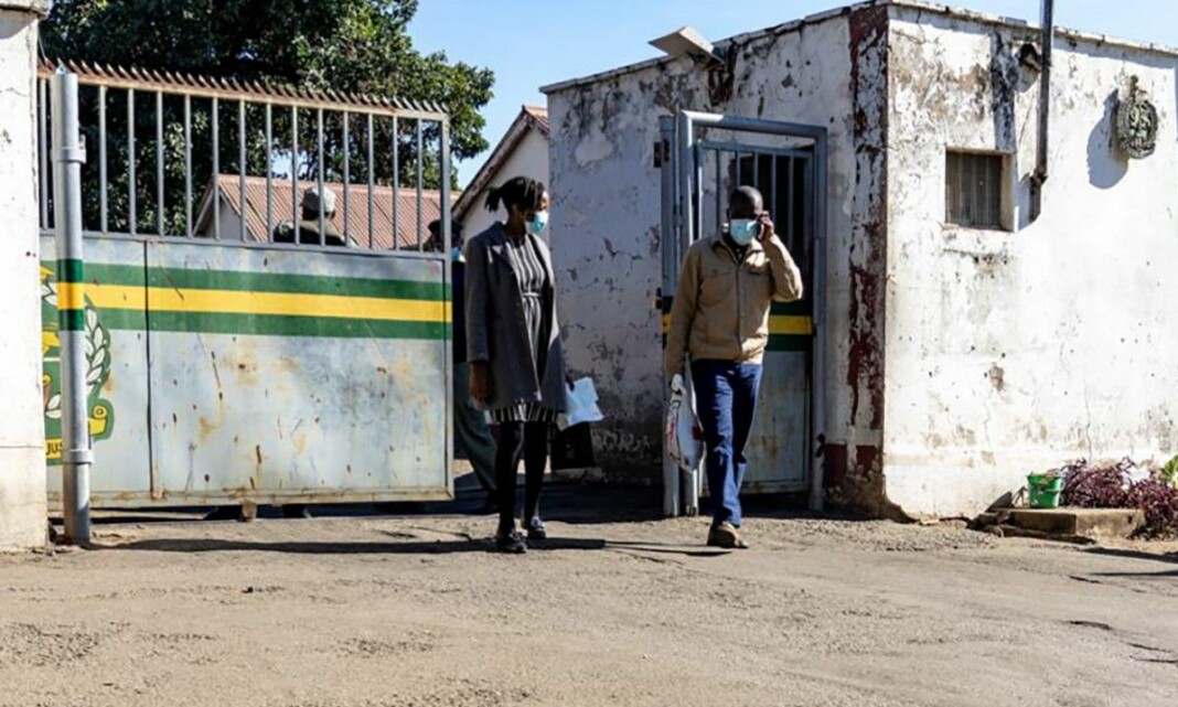Bistandsaktuelts korrespondent i Zimbabwe publiserer dagbok fra egen rettssak