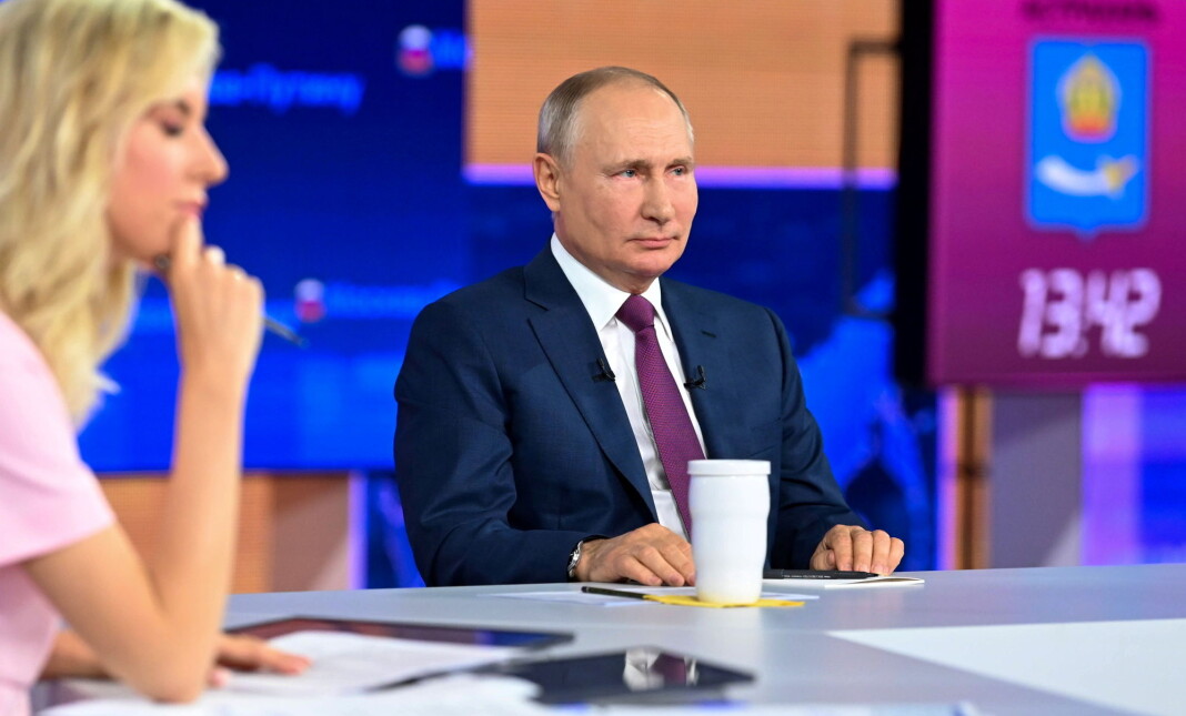 Russlands president Vladimir Putin, her fra et årlig innringerprogram på russisk fjernsyn 30. juni. Russlands president Vladimir Putin, her fra et årlig innringerprogram på russisk fjernsyn 30. juni.