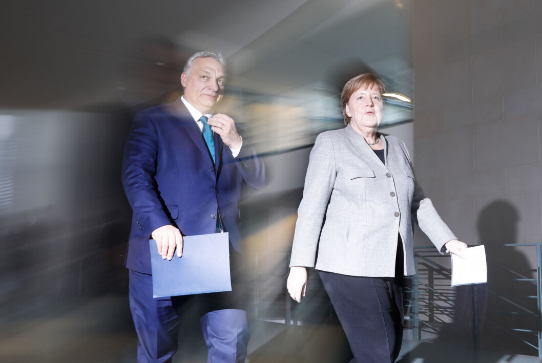 Ungarns statsminister Victor Orbán er å finne på en fersk liste over ledere som grovt undertrykker pressefriheten. Her avbilder med statsminister Angela Merkel. Ungarns statsminister Victor Orbán er å finne på en fersk liste over ledere som grovt undertrykker pressefriheten. Her avbilder med statsminister Angela Merkel.