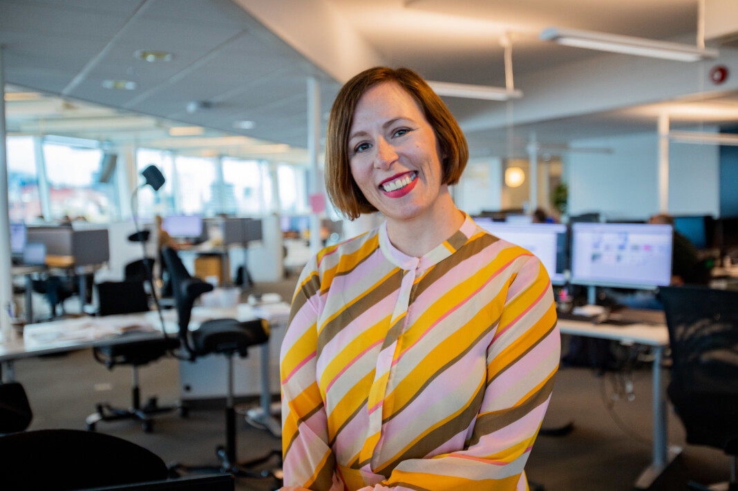 – Jeg pleier å si at jeg har tre bein i DN, ett i journalistikk, ett i teknologi og ett i forretning, sier Ingeborg Volan. – Jeg pleier å si at jeg har tre bein i DN, ett i journalistikk, ett i teknologi og ett i forretning, sier Ingeborg Volan.