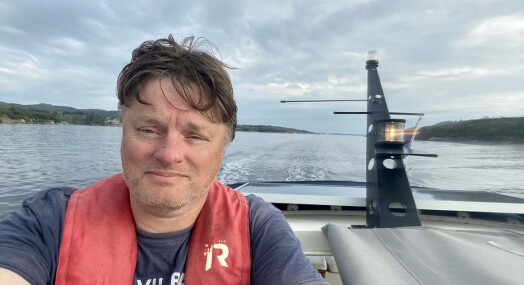Per-Helge fikk tommel opp fra jobben: Tar NTB-vakter fra båt langs norskekysten i hele sommer Per-Helge fikk tommel opp fra jobben: Tar NTB-vakter fra båt langs norskekysten i hele sommer