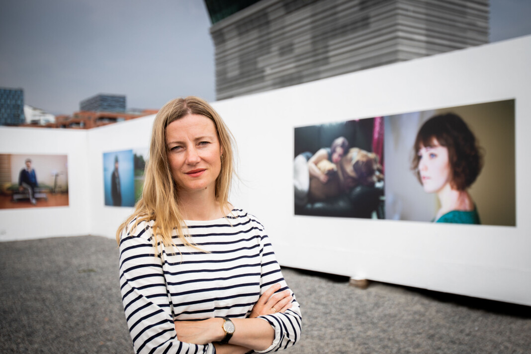 Dokumentarfotograf Andrea Gjestvang er aktuell med to Utøya-utstillinger i anledningen tiårsmarkeringen av terrorangrepet. Dokumentarfotograf Andrea Gjestvang er aktuell med to Utøya-utstillinger i anledningen tiårsmarkeringen av terrorangrepet.