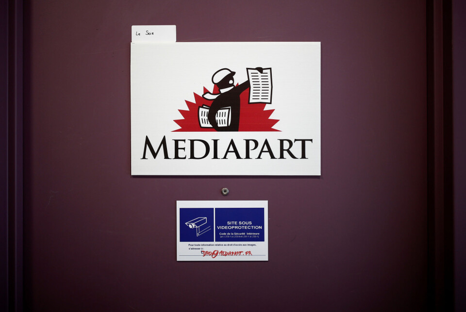 Gravenettstedet Mediapart anmeldte mandag den påståtte spionasjen, og det er ventet at avisen Le Canard Enchaîné vil gjøre det samme. Gravenettstedet Mediapart anmeldte mandag den påståtte spionasjen, og det er ventet at avisen Le Canard Enchaîné vil gjøre det samme.