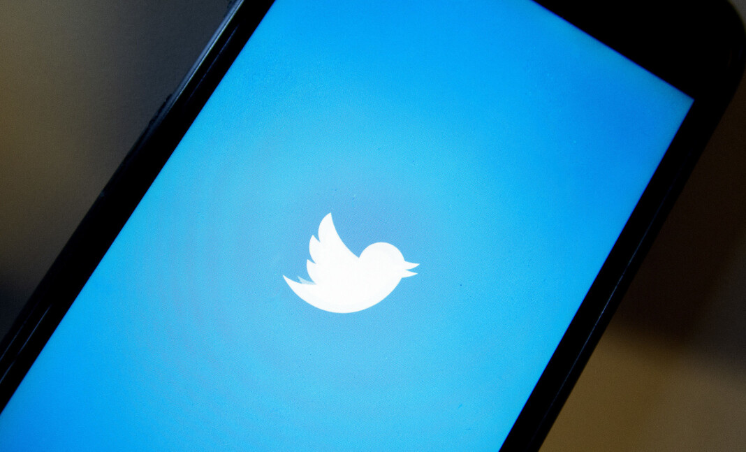 Gjerningspersonene tok over Twitter-kontoene og ba følgerne sende dem kryptovaluta til en konto, med løfte om dobbel gevinst. Gjerningspersonene tok over Twitter-kontoene og ba følgerne sende dem kryptovaluta til en konto, med løfte om dobbel gevinst.