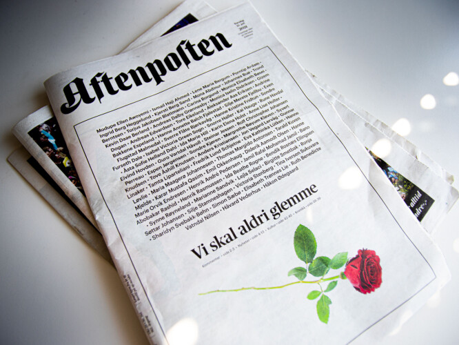 Aftenpostens forside ti år etter 22. juli-angrepet. Aftenposten har dekt tiårsmarkering bredt og blant annet publisert 17 relevante kronikker. Aftenpostens forside ti år etter 22. juli-angrepet. Aftenposten har dekt tiårsmarkering bredt og blant annet publisert 17 relevante kronikker.