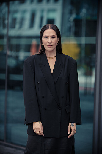 Einarsdóttir har over ti års erfaring som redaktør og journalist, og kommer til KK fra jobben som redaktør for motenettstedet Melk & Honning. Einarsdóttir har over ti års erfaring som redaktør og journalist, og kommer til KK fra jobben som redaktør for motenettstedet Melk & Honning.