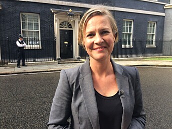 Fra Downing Street i 2016, da David Cameron gikk av og Theresa May trådde inn. Fra Downing Street i 2016, da David Cameron gikk av og Theresa May trådde inn.