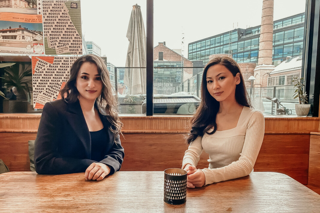Balsharan Kaur og Zainab Moubarez møttes til en kopp kaffe. Det ble starten på magasinet Perspektiv. Balsharan Kaur og Zainab Moubarez møttes til en kopp kaffe. Det ble starten på magasinet Perspektiv.