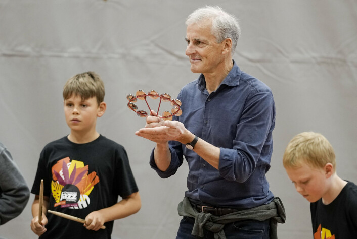 Leder i Arbeiderpartiet Jonas Gahr Støre besøker Vestsiden ungdomsskole og jazzworkshop i Kongsberg. Leder i Arbeiderpartiet Jonas Gahr Støre besøker Vestsiden ungdomsskole og jazzworkshop i Kongsberg.
