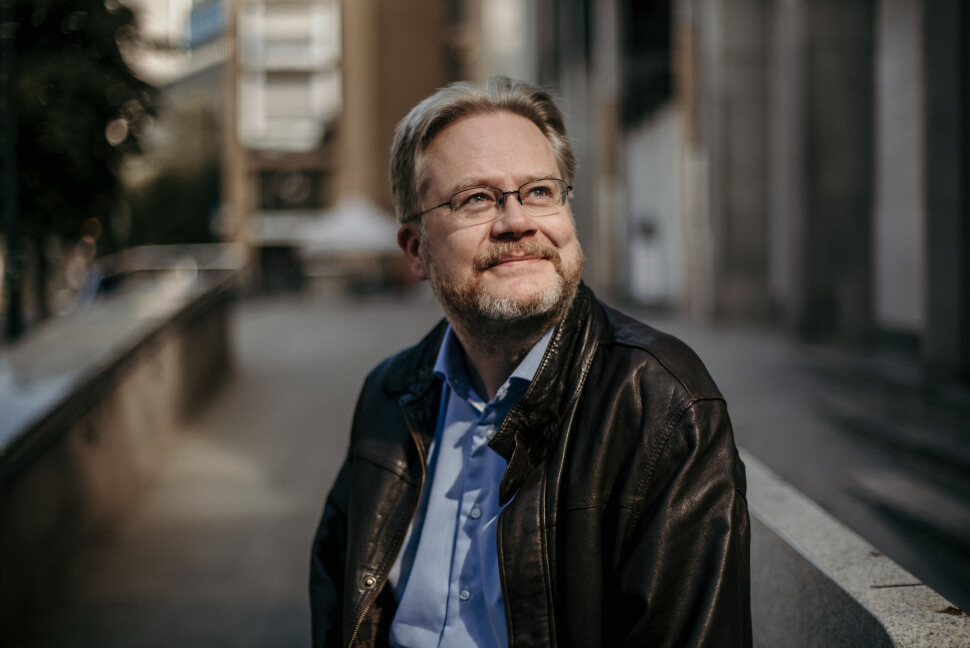 – Jeg sa opp jobben i Minerva i januar fordi jeg tenkte at dette valget bare blir traust, sier Jan Arild Snoen til Journalisten. – Jeg sa opp jobben i Minerva i januar fordi jeg tenkte at dette valget bare blir traust, sier Jan Arild Snoen til Journalisten.
