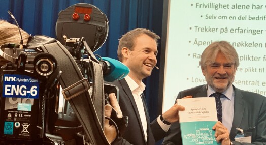 Slik kan journalister bruke den nye åpenhetsloven Slik kan journalister bruke den nye åpenhetsloven