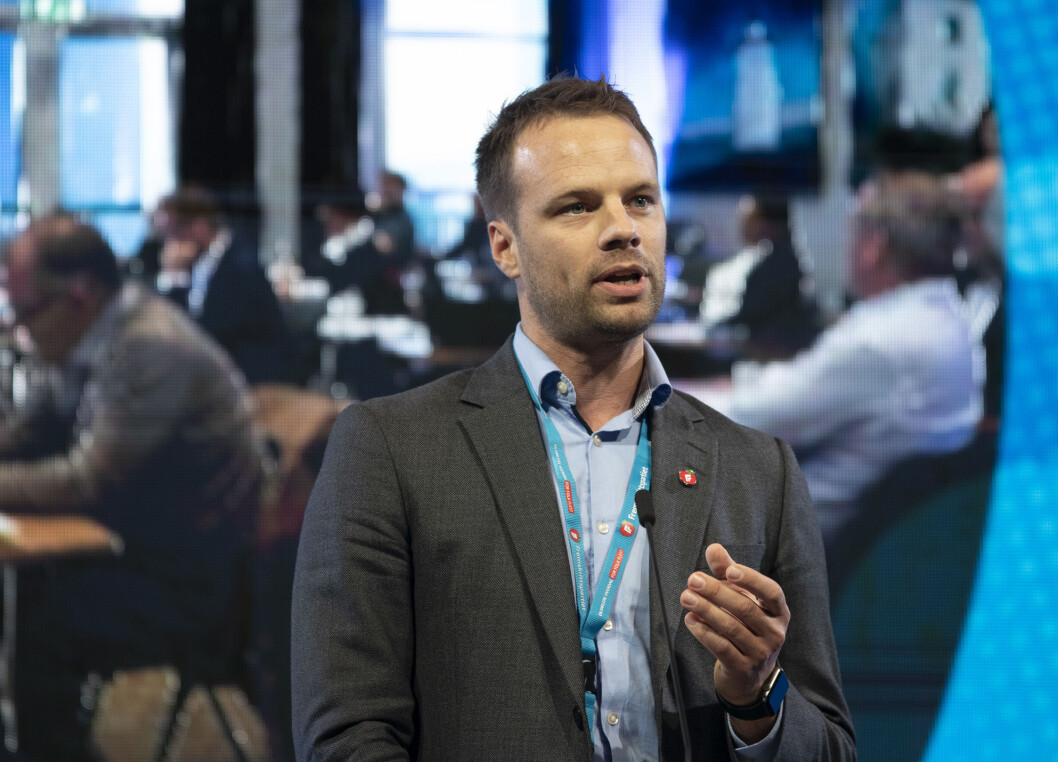 Jon Helgheim (Frp) langer ut mot rikskringkasteren i et Facebook-innlegg. Jon Helgheim (Frp) langer ut mot rikskringkasteren i et Facebook-innlegg.