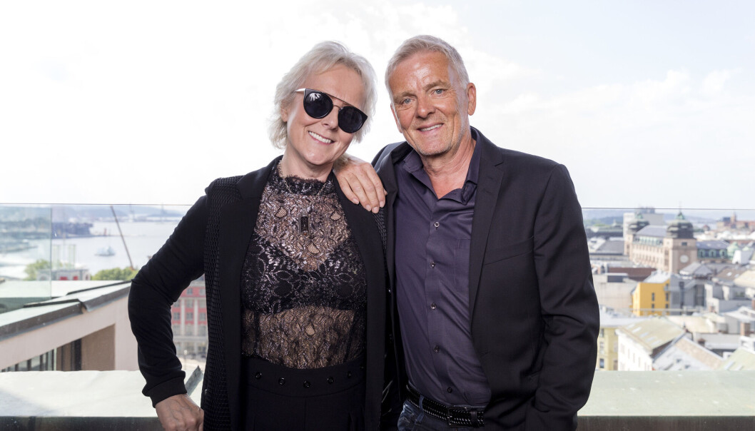 Programleder Tom Strømnæss og medium Lena Ranehag. Foto: Gorm Kallestad / NTB Programleder Tom Strømnæss og medium Lena Ranehag. Foto: Gorm Kallestad / NTB