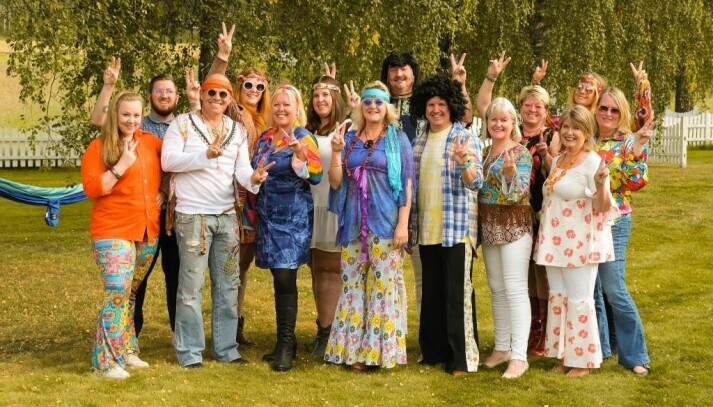 Hippiefest for å feire gode resultater Hippiefest for å feire gode resultater