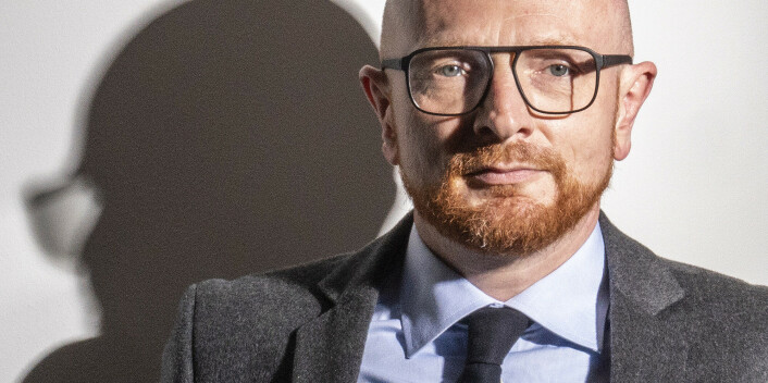 Trøbbel for Mads Brüggers nysatsing: Navnga fornærmet i voldtektssak Trøbbel for Mads Brüggers nysatsing: Navnga fornærmet i voldtektssak