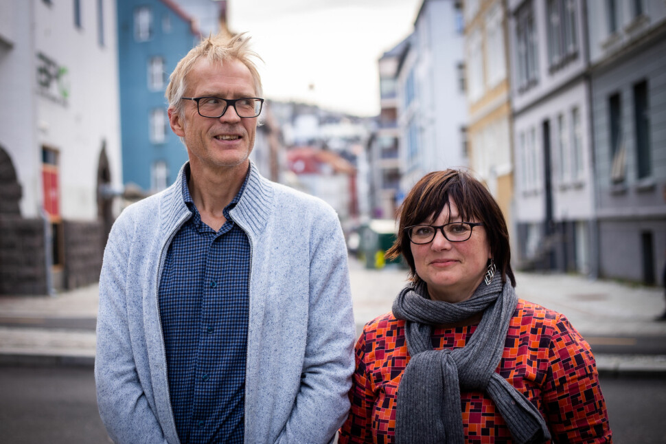 NRK-journalistene Line Alsaker og Kjetil Saugestad står bak podkastserien «Hele historien: 22. juli».