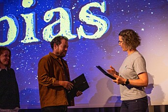 Førsund fikk diplom for podkasten Tobias under konferansen Fortellingens kraft i Bergen. Førsund fikk diplom for podkasten Tobias under konferansen Fortellingens kraft i Bergen.