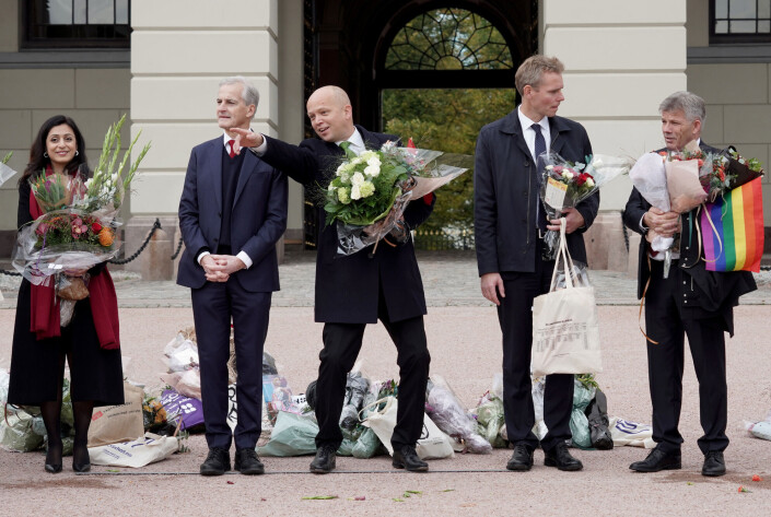 Moro med nye jobber. De nye statsrådene på Slottsplassen torsdag denne uka. Fra venstre Hadia Tajik (Ap), Jonas Gahr Stre (Ap), Trygve Slagsvold Vedum (Sp), Ola Borten Moe (Sp) og Bjørnar Skjæran (Ap). Moro med nye jobber. De nye statsrådene på Slottsplassen torsdag denne uka. Fra venstre Hadia Tajik (Ap), Jonas Gahr Stre (Ap), Trygve Slagsvold Vedum (Sp), Ola Borten Moe (Sp) og Bjørnar Skjæran (Ap).