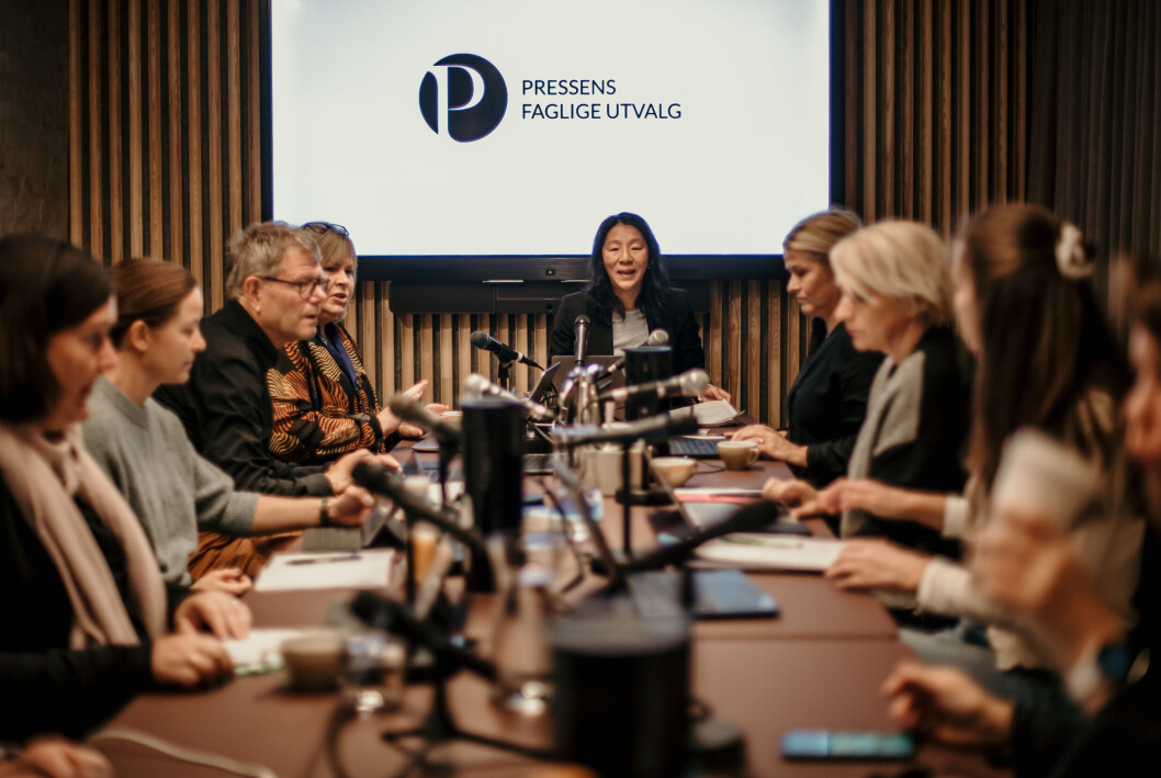 – Redaksjonen må derfor passe på at det ikke inngås avtaler som senere kan hindre den i å publisere informasjon av offentlig interesse, skriver Ingrid Nergården Jortveit. – Redaksjonen må derfor passe på at det ikke inngås avtaler som senere kan hindre den i å publisere informasjon av offentlig interesse, skriver Ingrid Nergården Jortveit.